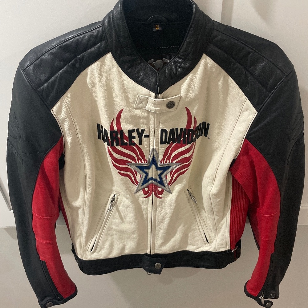 Authentic Harley Davidson Leather Jacket (Women’s)